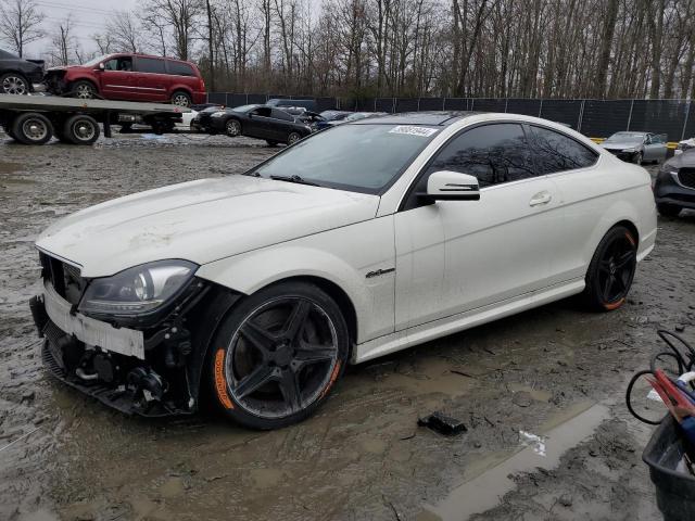 Obraz 1 z 2012 MERCEDES-BENZ C 63 AMG 2012 z VIN WDDGJ7HB3CF840940