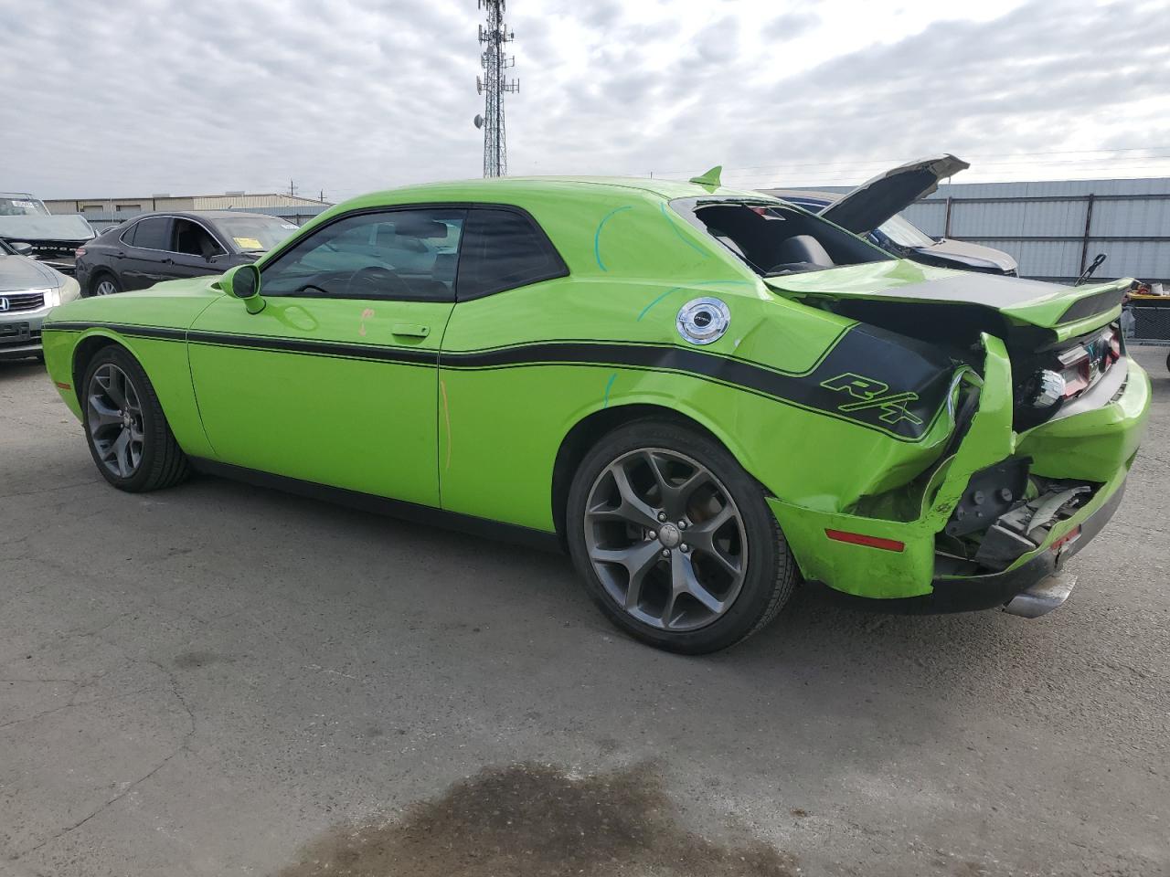 Obraz 2 z 2015 DODGE CHALLENGER SXT PLUS 2015 z VIN 2C3CDZBT9FH747635