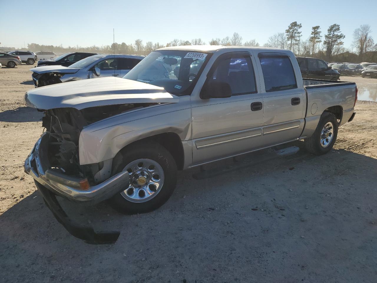 Image 1 of 2007 CHEVROLET SILVERADO C1500 CLASSIC CREW CAB 2007 with VIN 2GCEC13V771181896