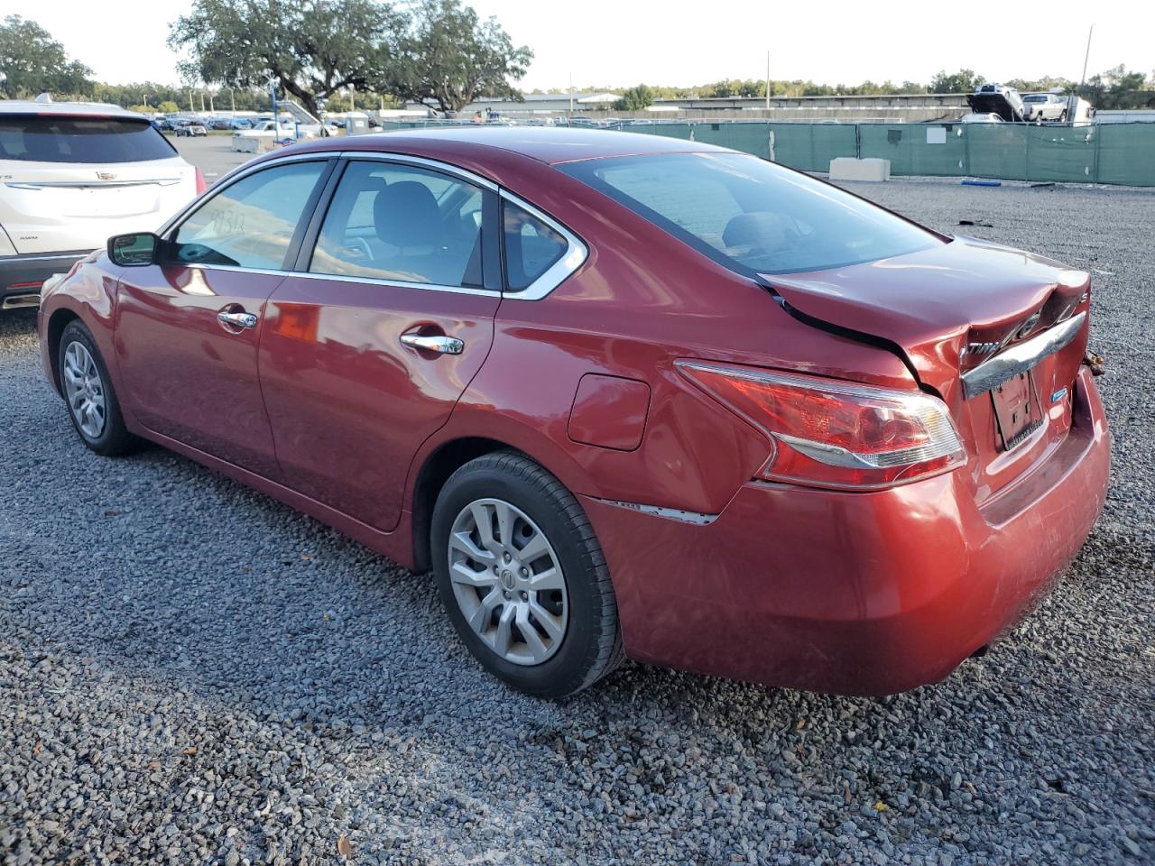 Image 2 of Nissan Altima 2.5 2013 with VIN 1N4AL3AP9DN533567