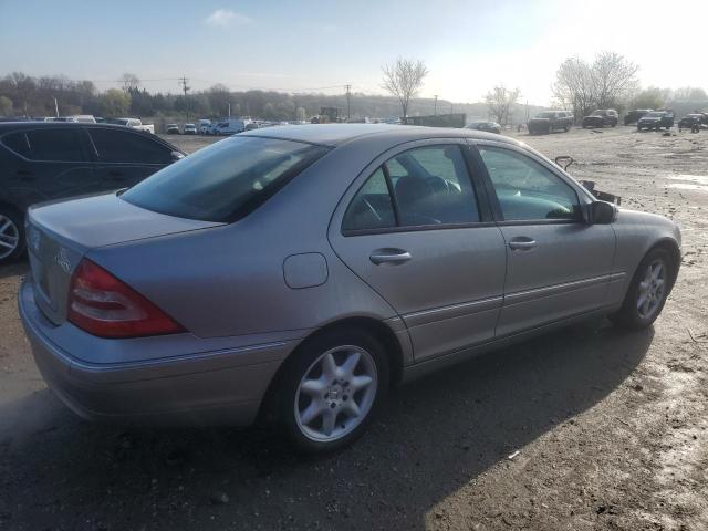 Изображение 3 2004 MERCEDES-BENZ C 240 4MATIC 2004 с VIN WDBRF81J64F538926