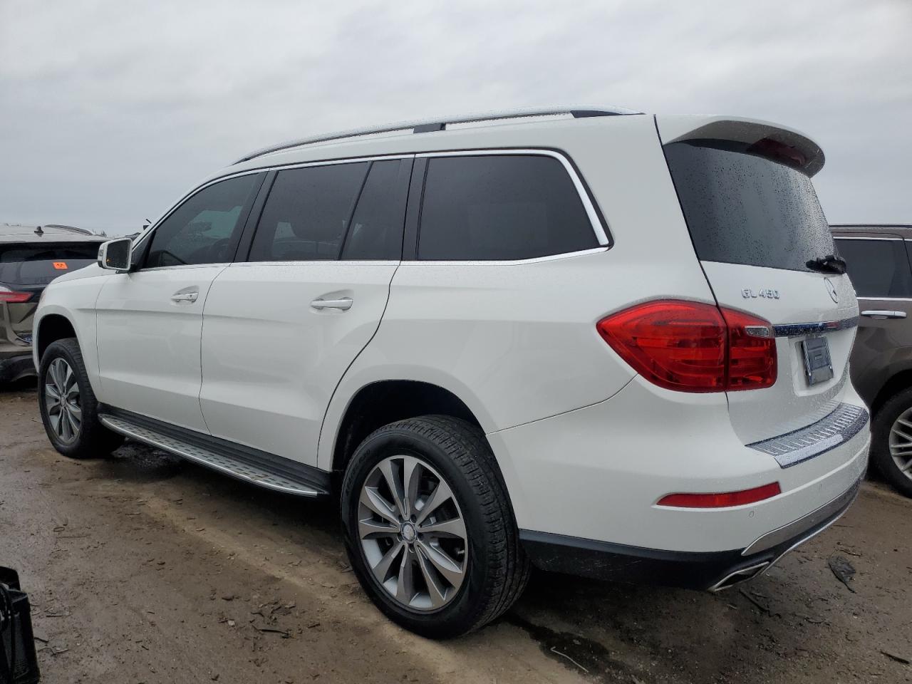 Obraz 2 z Mercedes-Benz Gl 450 4Matic 2014 z VIN 4JGDF7CE0EA298157