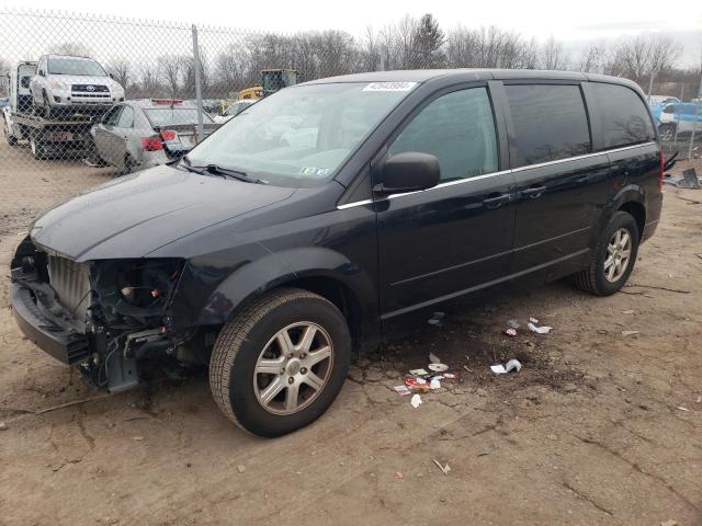 Изображение 2010 CHRYSLER TOWN & COUNTRY LX 2010