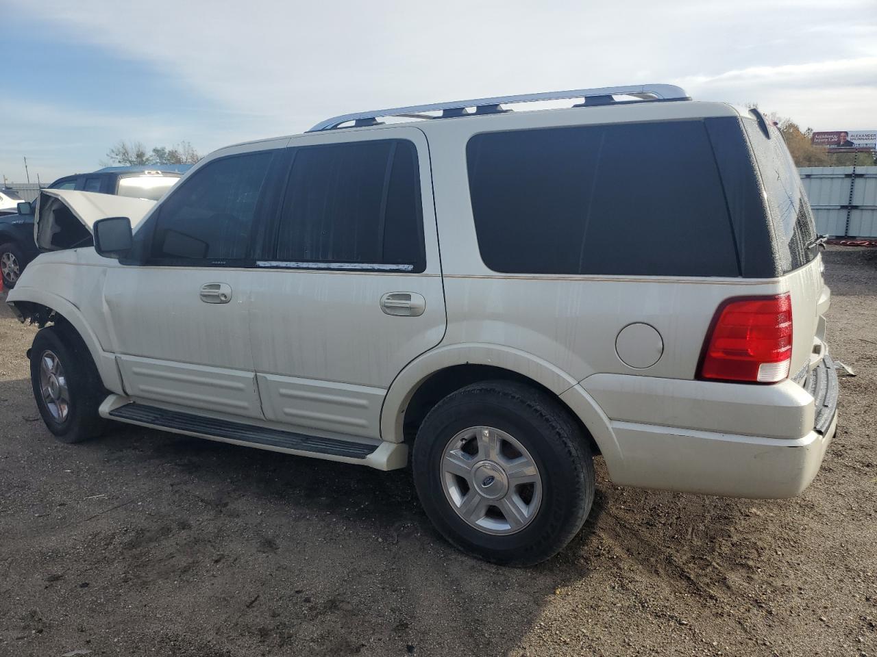 Image 2 of 2006 FORD EXPEDITION LIMITED 2006 with VIN 1FMPU19596LA00542