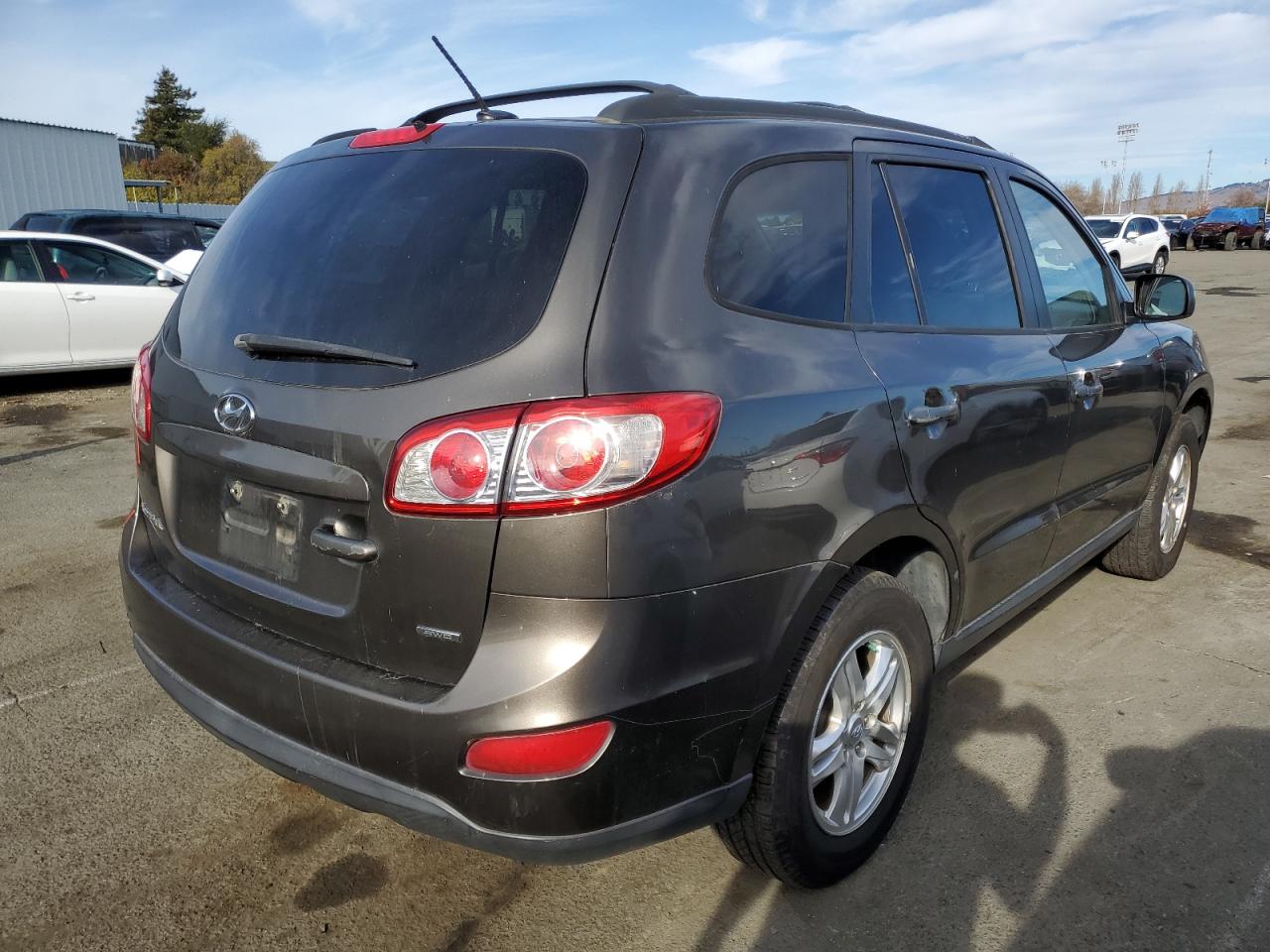 Image 3 of 2012 HYUNDAI SANTA FE GLS 2012 with VIN 5XYZGDAB3CG122019