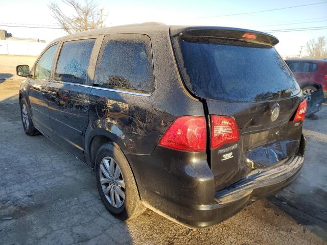 Image 2 of 2014 VOLKSWAGEN ROUTAN SE 2014 with VIN 2C4RVABG4ER135293