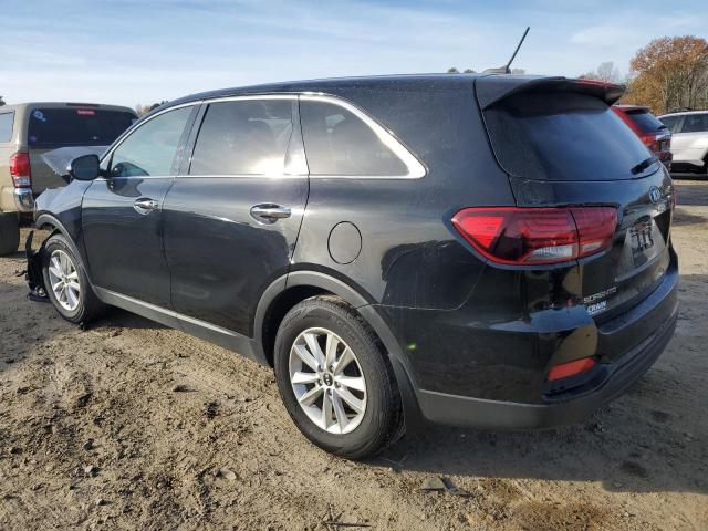 Image 2 of 2019 KIA SORENTO L 2019 with VIN 5XYPG4A33KG582103