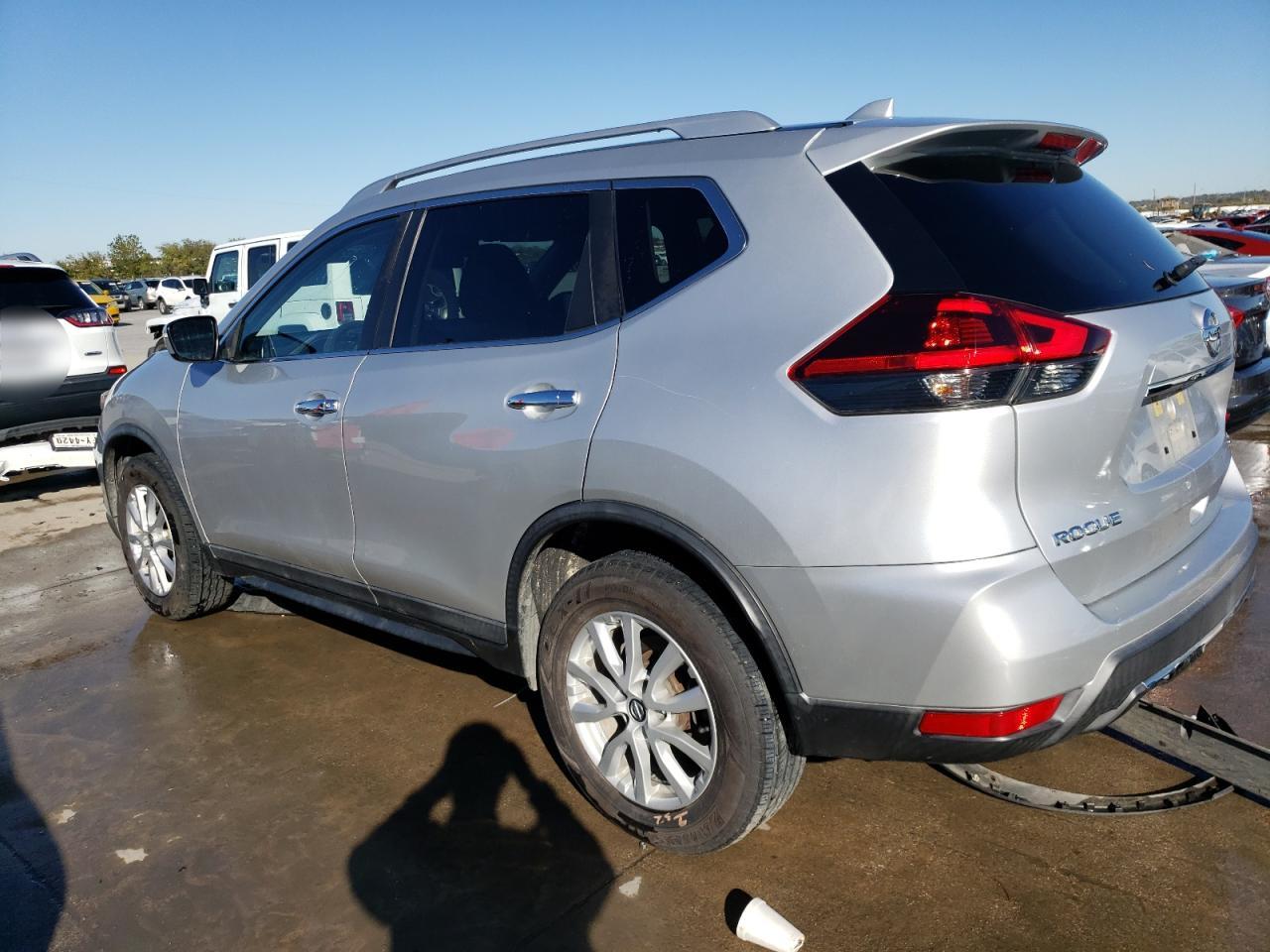 Изображение 2 2018 NISSAN ROGUE S 2018 с VIN KNMAT2MV7JP559714