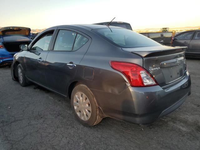 Obraz 2 z 2016 NISSAN VERSA S 2016 z VIN 3N1CN7AP0GL823630