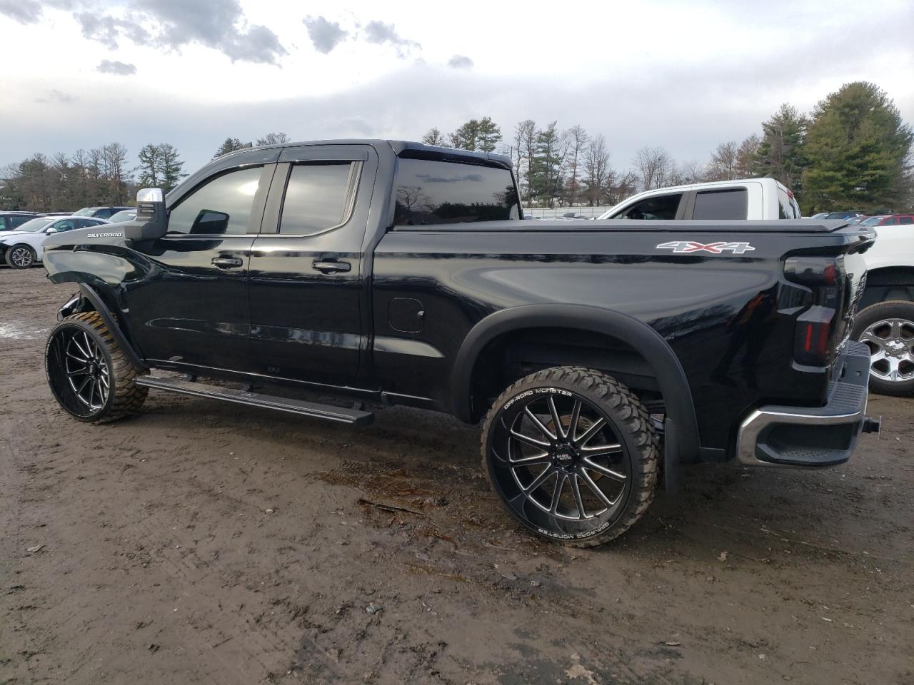 Изображение 2 2020 CHEVROLET SILVERADO K1500 LT 2020 с VIN 1GCRYDED3LZ197202