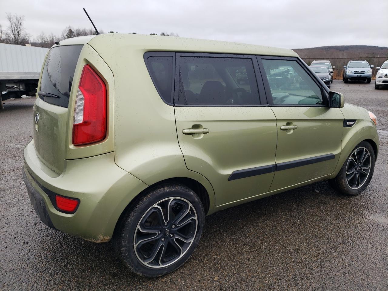 Obraz 3 z 2012 KIA SOUL  2012 z VIN KNDJT2A50C7391003