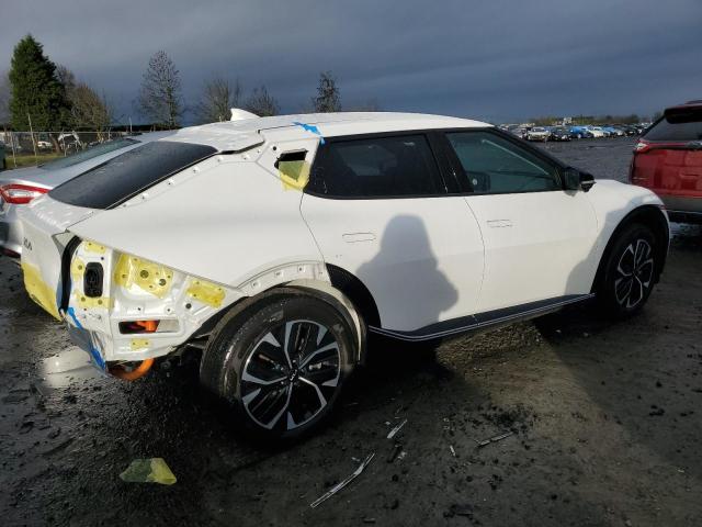 Obraz 3 z 2023 KIA EV6 LIGHT 2023 z VIN KNDC3DLC3P5119434