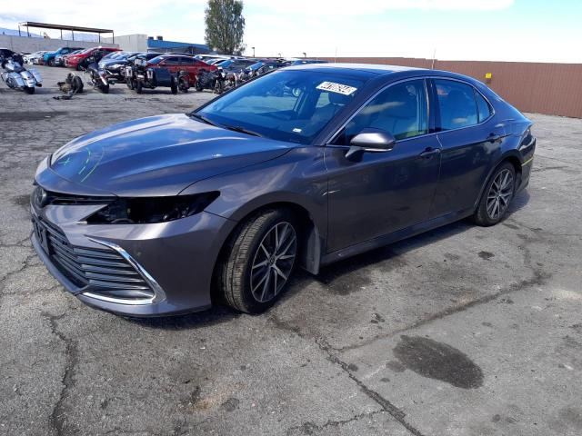 Изображение 1 2022 TOYOTA CAMRY XLE 2022 с VIN 4T1F11AK0NU010441