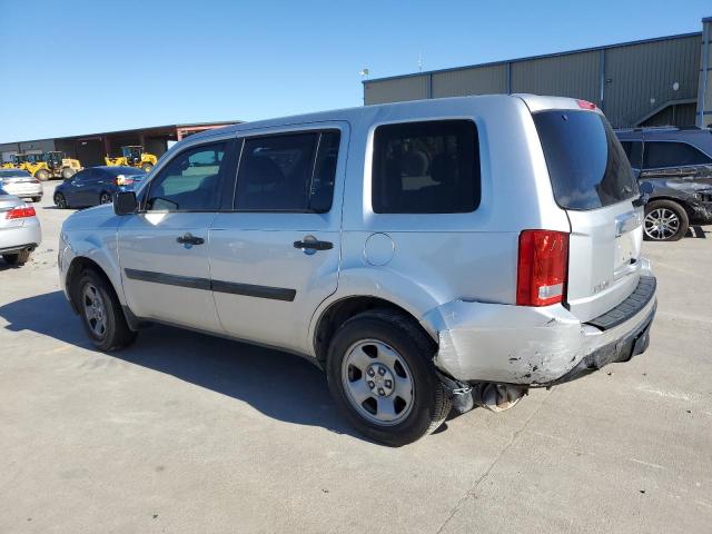 Image 2 of 2013 HONDA PILOT LX 2013 with VIN 5FNYF3H27DB036560