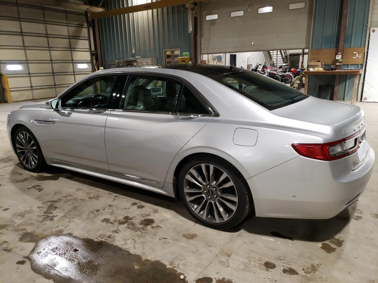Image 2 of 2017 LINCOLN CONTINENTAL RESERVE 2017 with VIN 1LN6L9NC7H5605426