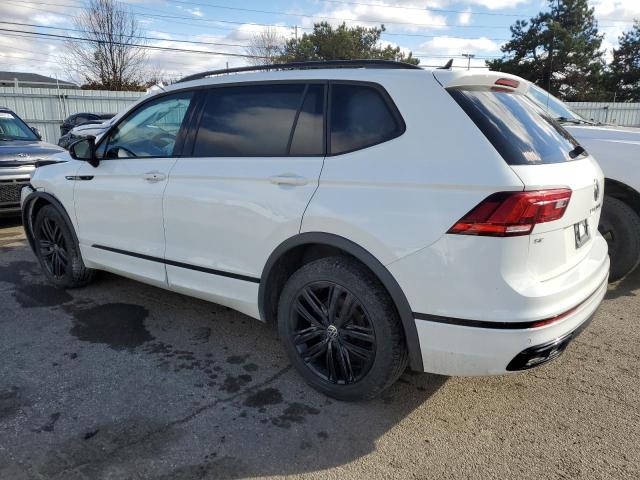 Image 2 of 2022 VOLKSWAGEN TIGUAN SE R-LINE BLACK 2022 with VIN 3VV8B7AX2NM009547