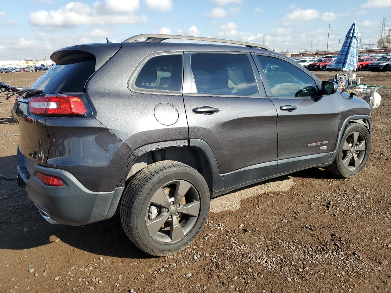 Image 3 of 2016 JEEP CHEROKEE LATITUDE 2016 with VIN 1C4PJMCS0GW309166