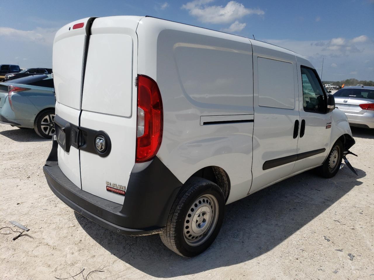 Obraz 3 z 2017 RAM PROMASTER CITY  2017 z VIN ZFBERFAB0H6E82935
