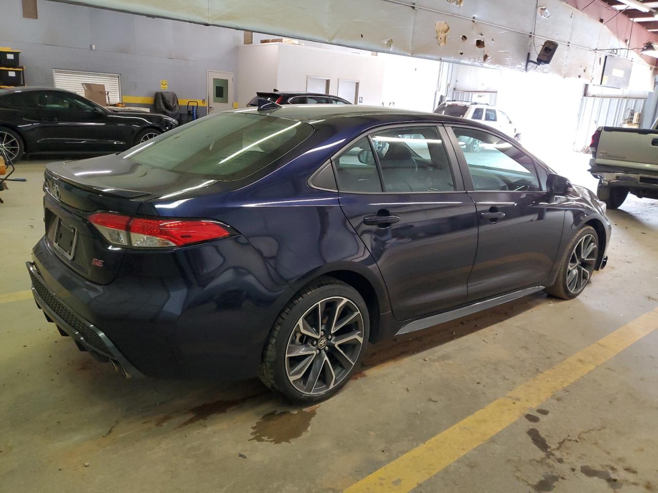 Image 3 of 2020 TOYOTA COROLLA SE 2020 with VIN 5YFS4RCEXLP032232