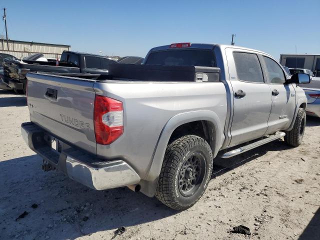 Изображение 3 2017 TOYOTA TUNDRA CREWMAX SR5 2017 с VIN 5TFDW5F10HX583699