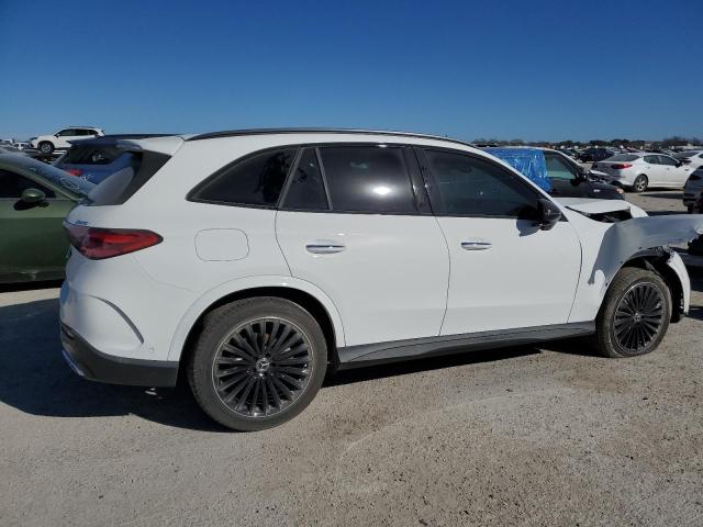 Изображение 3 2024 MERCEDES-BENZ GLC 300 4MATIC 2024 с VIN W1NKM4HB2RF107208