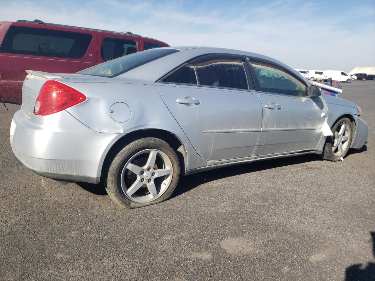Image 3 of Pontiac G6 Gt 2009 with VIN 1G2ZH57N494194413