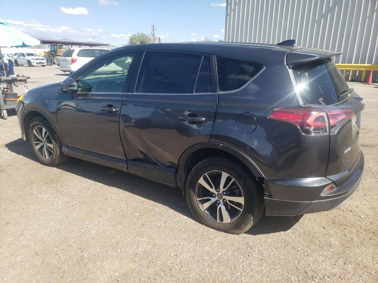 Image 2 of 2018 TOYOTA RAV4 ADVENTURE 2018 with VIN JTMWFREV6JD116413