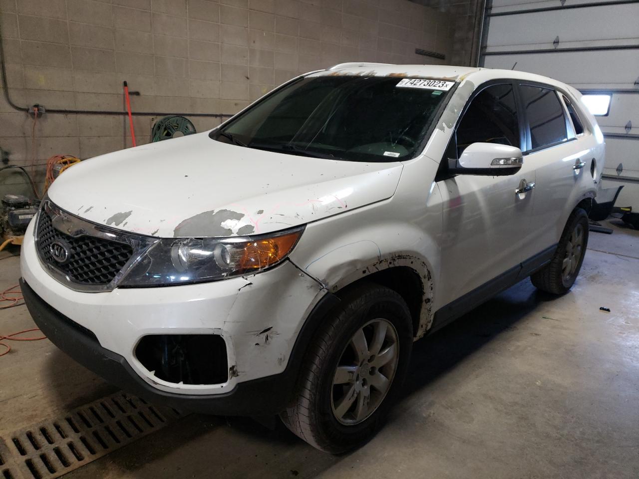 Obraz 1 z 2013 KIA SORENTO LX 2013 z VIN 5XYKT4A64DG415218
