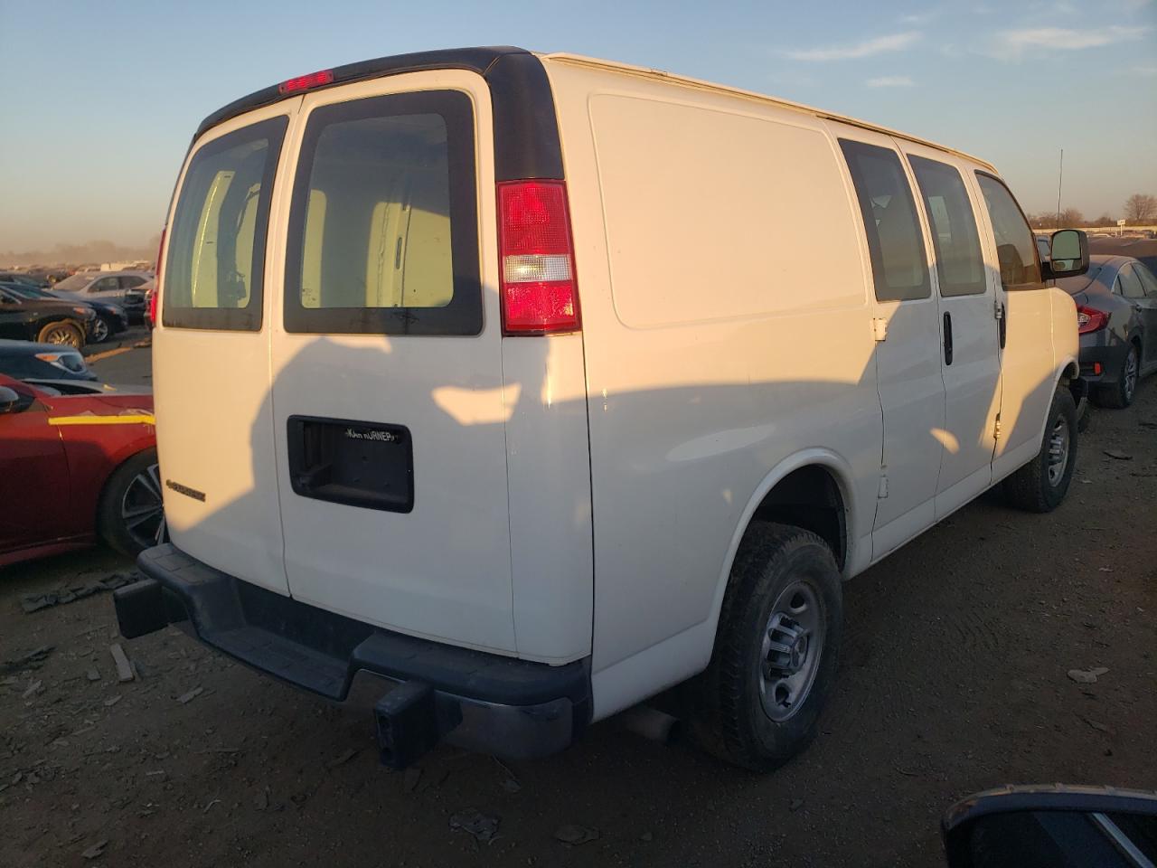 Image 3 of 2019 CHEVROLET EXPRESS G2500  2019 with VIN 1GCWGAFG1K1232023