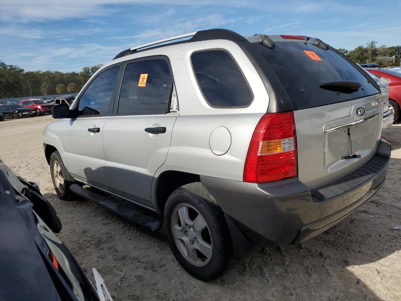 Image 2 of 2008 KIA SPORTAGE LX 2008 with VIN KNDJF724887485227