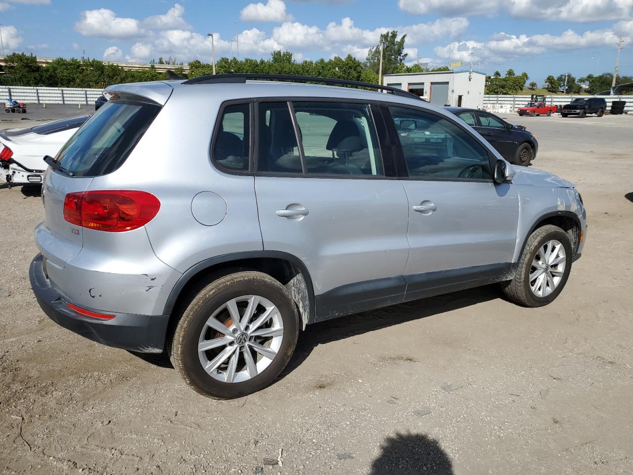 Image 3 of 2017 VOLKSWAGEN TIGUAN S 2017 with VIN WVGAV7AX3HK047612