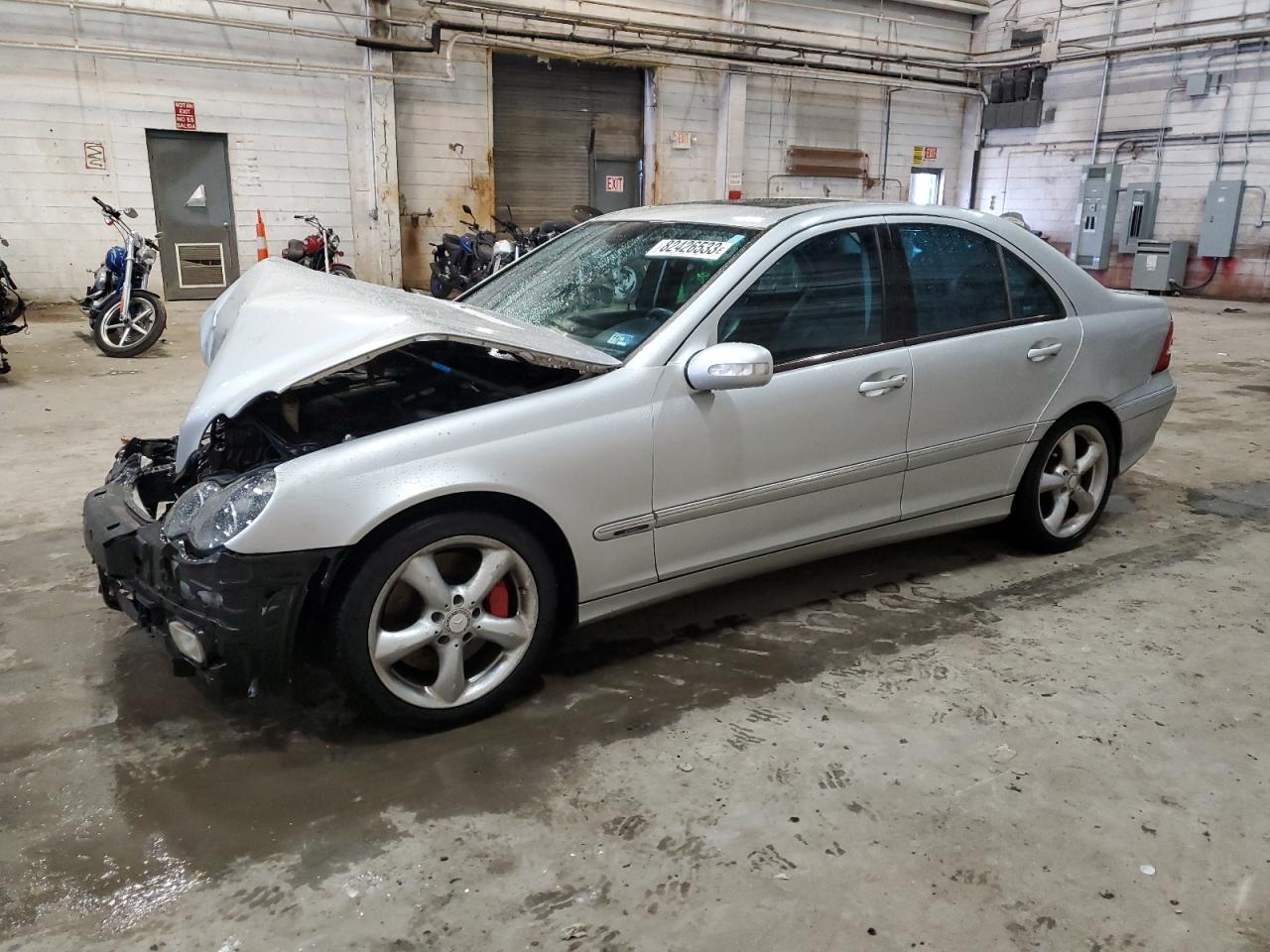 Изображение 1 2004 MERCEDES-BENZ C 230K SPORT SEDAN 2004 с VIN WDBRF40J64A640430