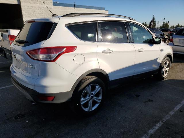 Image 3 of 2016 FORD ESCAPE SE 2016 with VIN 1FMCU0GX2GUB17906