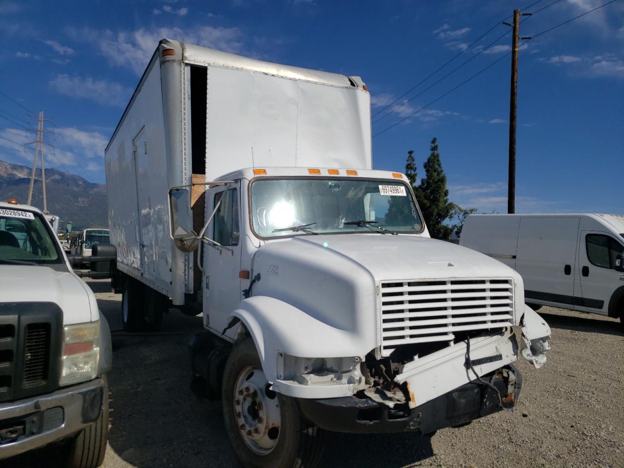 Изображение 1 1999 INTERNATIONAL 4000 4700 1999 с VIN 1HTSCAAM2XH689383