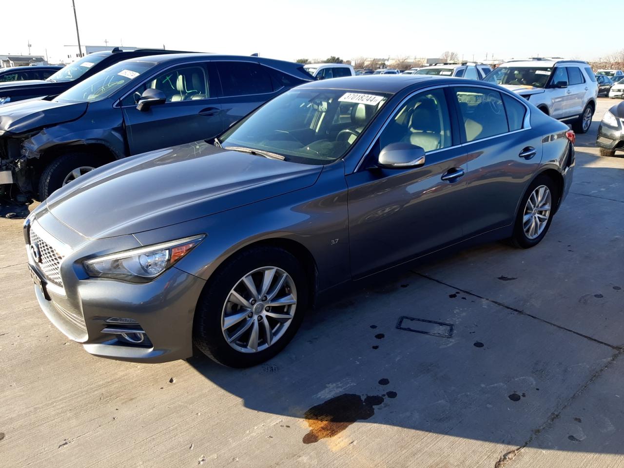 Изображение 1 2015 INFINITI Q50 BASE 2015 с VIN JN1BV7AR4FM412216