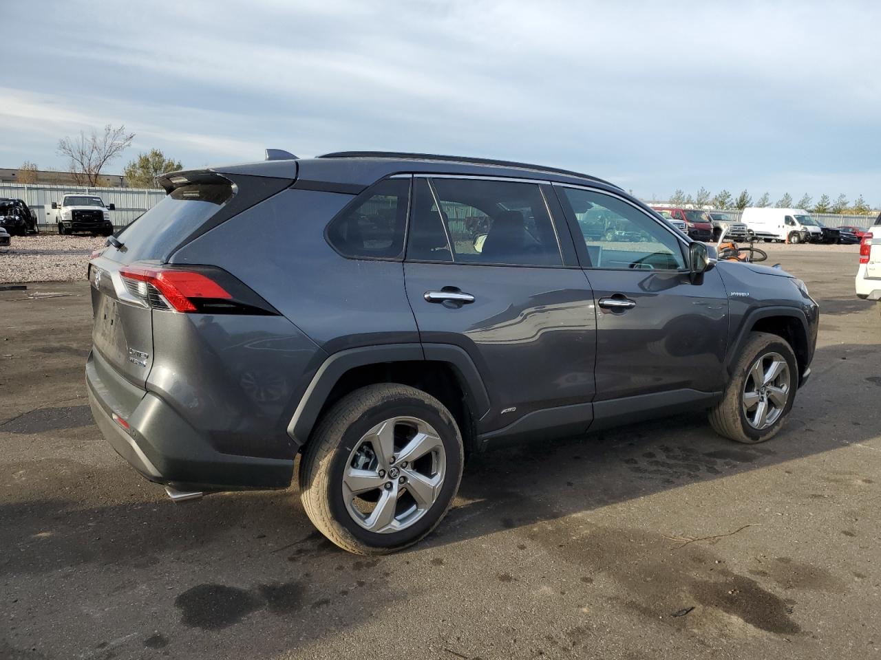 Изображение 3 2019 TOYOTA RAV4 LIMITED 2019 с VIN 2T3DWRFV2KW044832