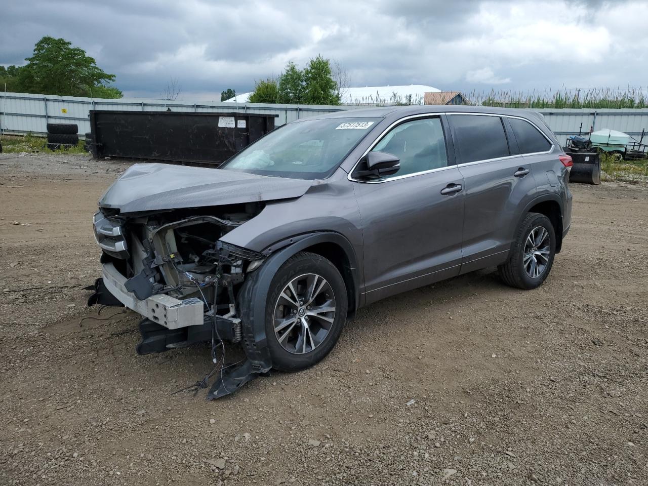 Изображение 1 2018 TOYOTA HIGHLANDER LE 2018 с VIN 5TDBZRFH2JS819073