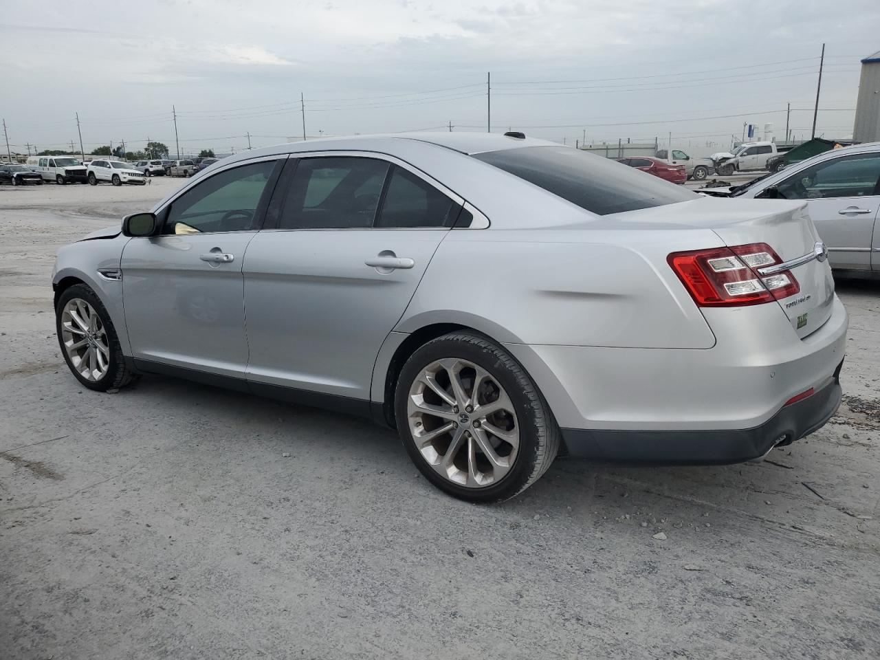 Изображение 2 2013 FORD TAURUS LIMITED 2013 с VIN 1FAHP2F83DG176972