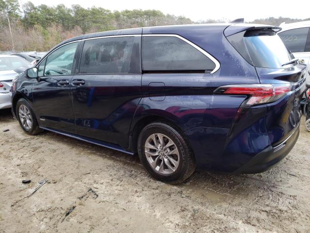 Image 2 of 2021 TOYOTA SIENNA LE 2021 with VIN 5TDKRKEC2MS014059