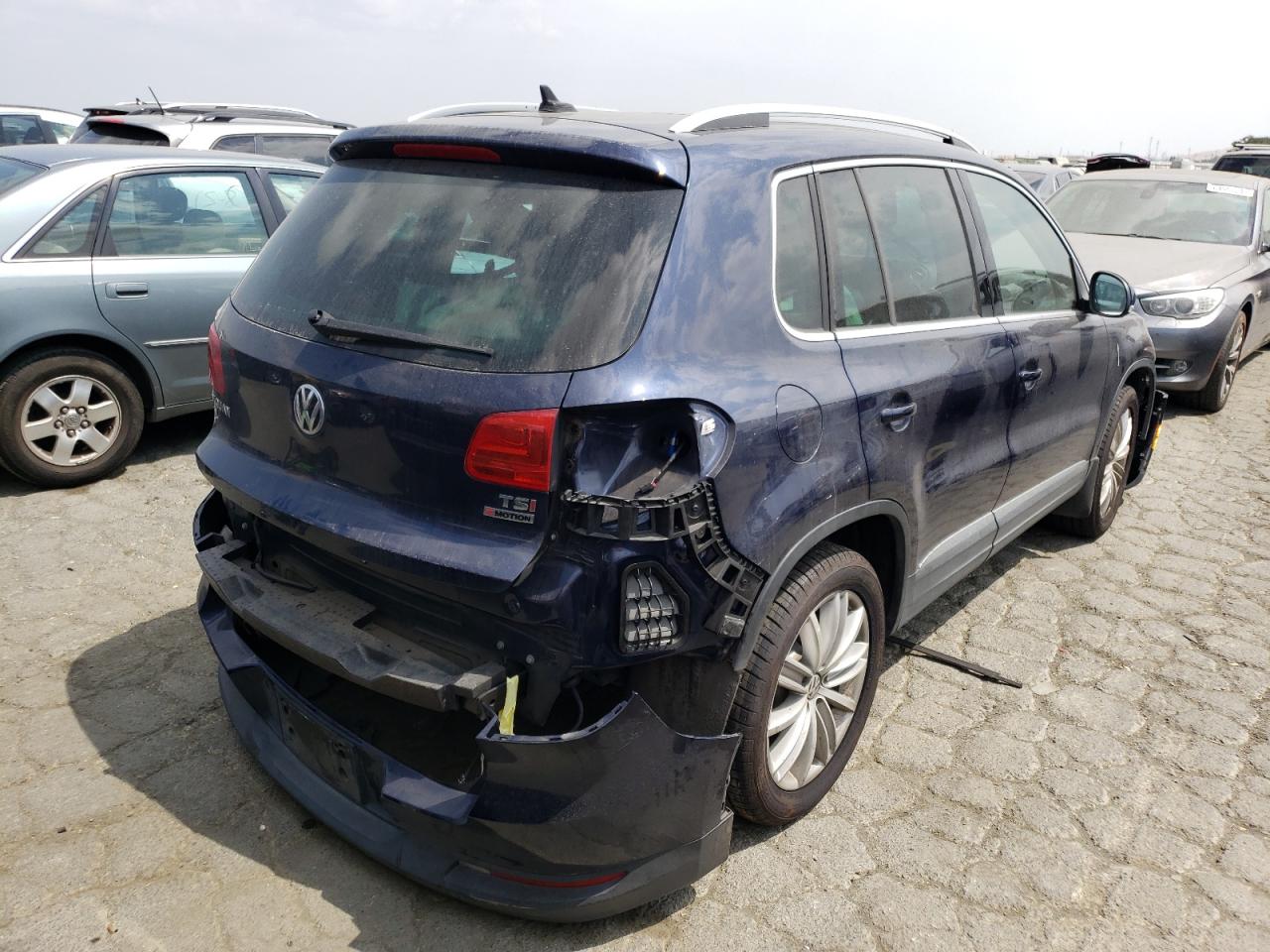Obraz 3 z 2016 VOLKSWAGEN TIGUAN S 2016 z VIN WVGBV7AX7GW608664