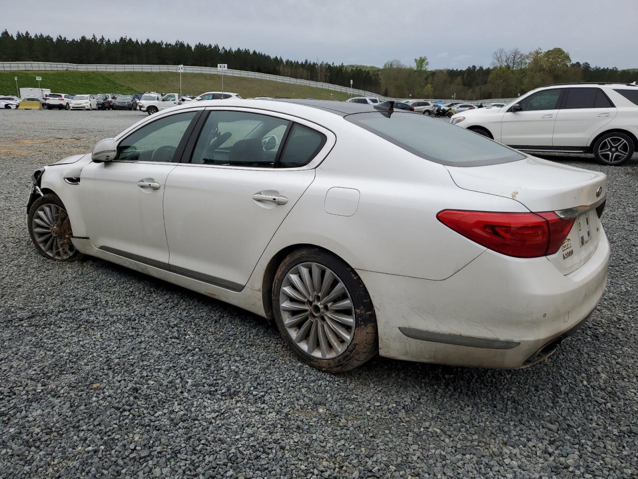 Изображение 2 Kia K900 2015 с VIN KNALW4D45F6019677