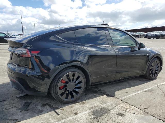 Obraz 3 z 2022 TESLA MODEL Y  2022 z VIN 7SAYGDEF5NF326679