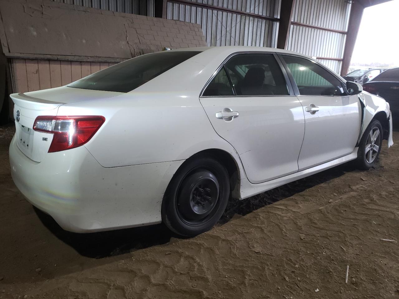 Obraz 3 z 2013 TOYOTA CAMRY L 2013 z VIN 4T1BF1FK2DU259329
