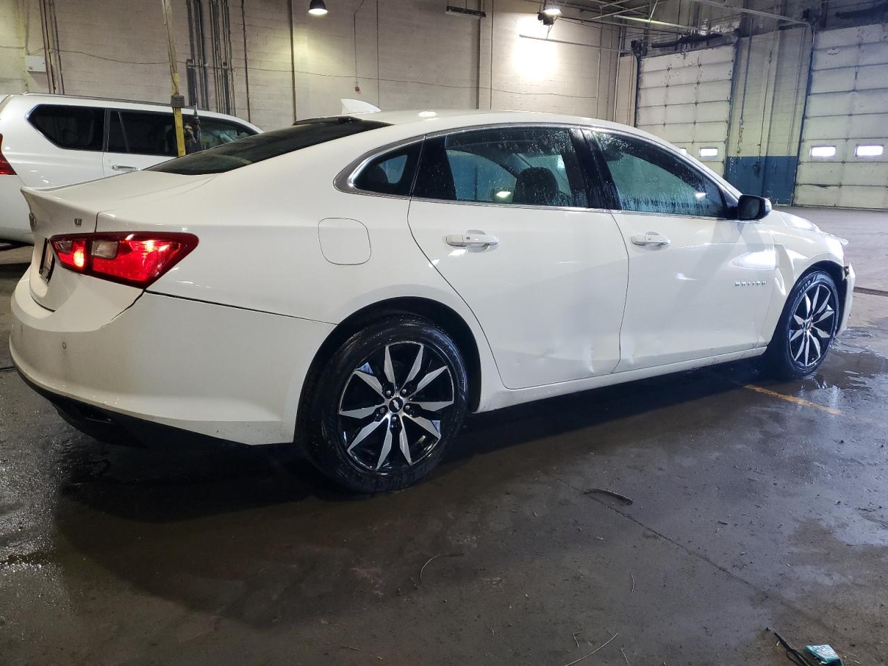 Изображение 3 2017 CHEVROLET MALIBU LT 2017 с VIN 1G1ZE5ST1HF287461