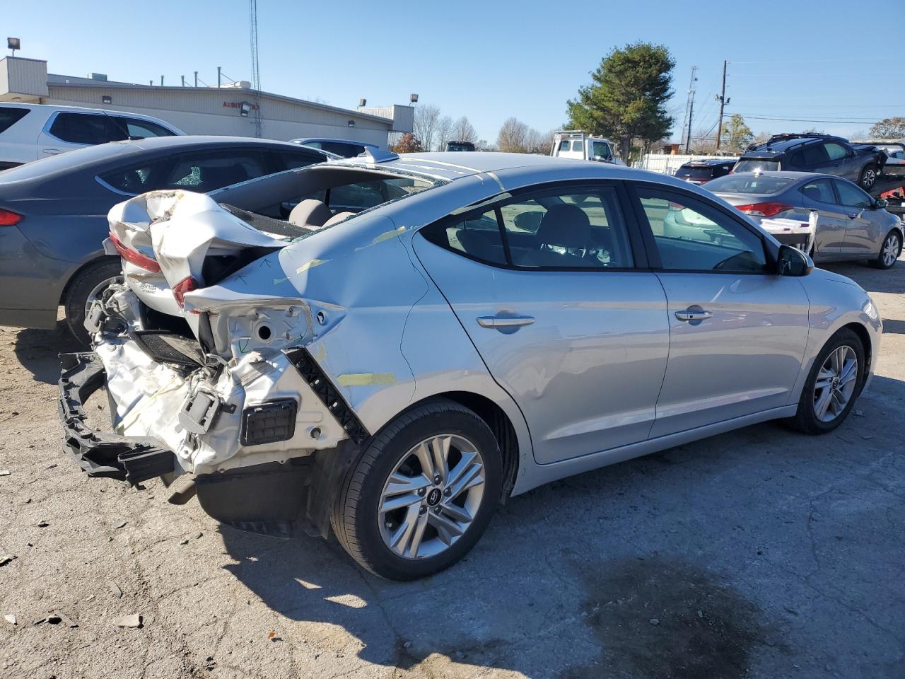 Image 3 of 2019 HYUNDAI ELANTRA SEL 2019 with VIN 5NPD84LF1KH486793