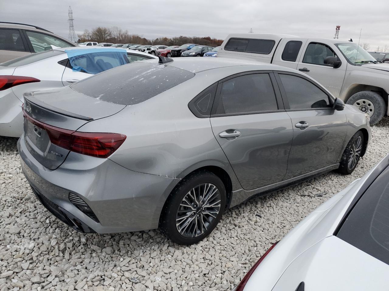 Obraz 3 z 2022 KIA FORTE GT LINE 2022 z VIN 3KPF54ADXNE455604