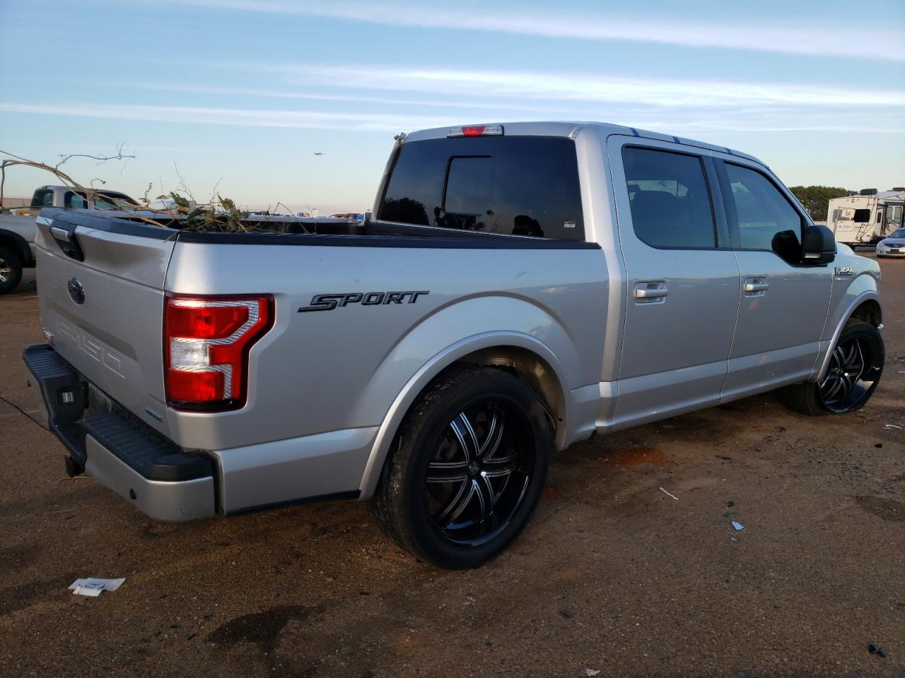 Image 3 of 2018 FORD F150 SUPERCREW 2018 with VIN 1FTEW1CP7JKF72143