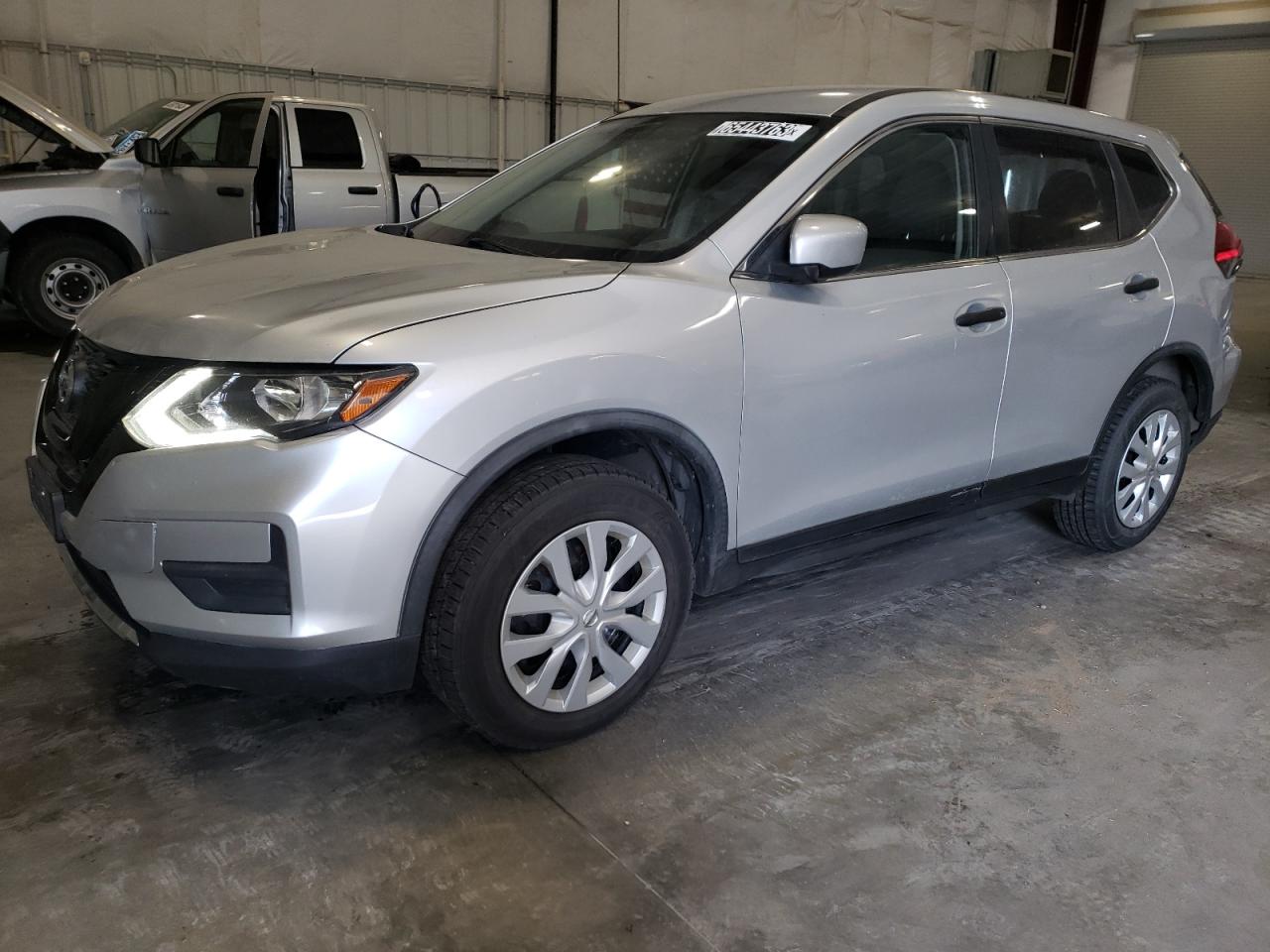 Изображение 1 2017 NISSAN ROGUE S 2017 с VIN JN8AT2MV6HW275639