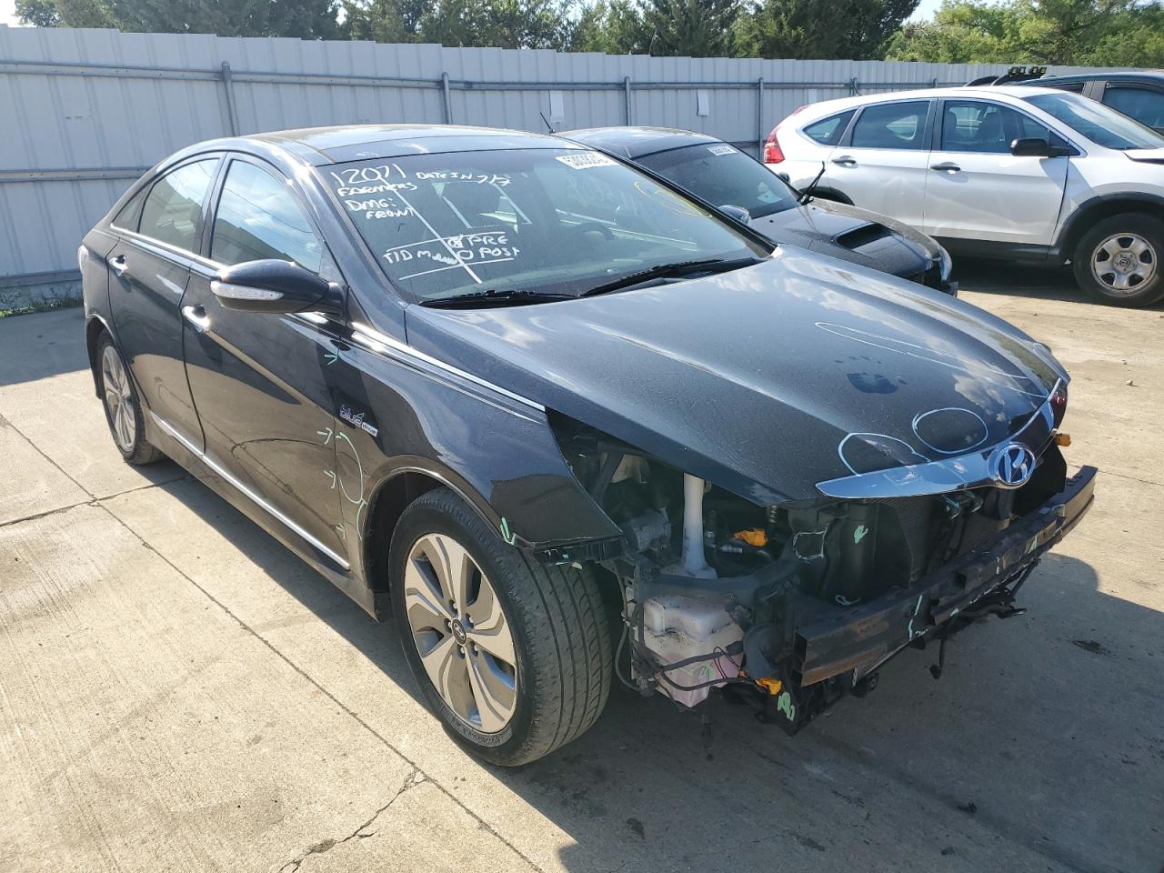 Obraz 1 z 2015 HYUNDAI SONATA HYBRID 2015 z VIN KMHEC4A48FA124845
