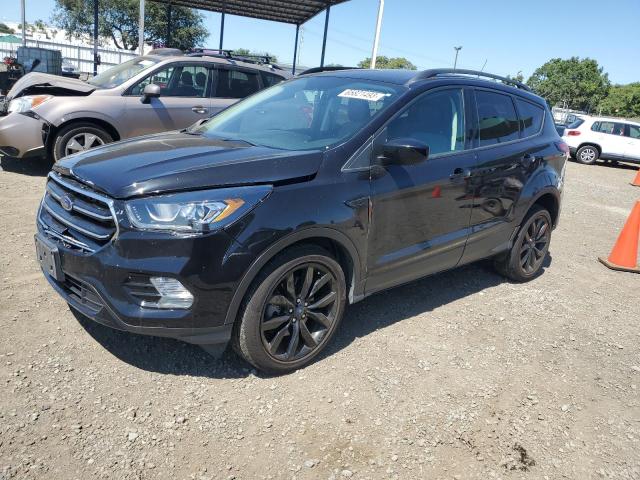 Obraz 1 z 2019 FORD ESCAPE SE 2019 z VIN 1FMCU9GDXKUB05067